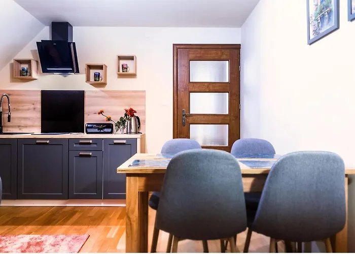 Gory I Doliny Apartment Lapszanka